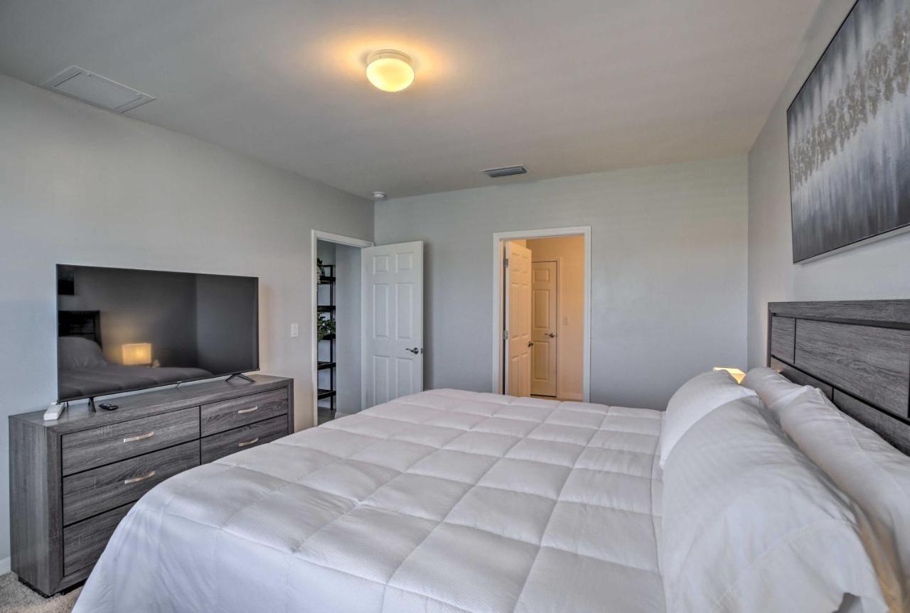 Modern Home With Heated Pool, 3 Mi To Beach Cabo Coral Exterior foto